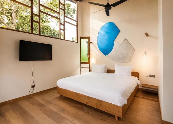 Luxurious 1-Br Villa With Pool, Echo Beach 800M